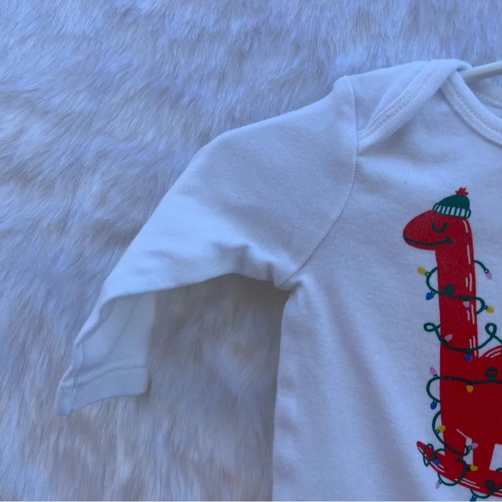 Old Navy My First Christmas Long Sleeve Bodysuit‎ DINO/onesie. Christmas/…